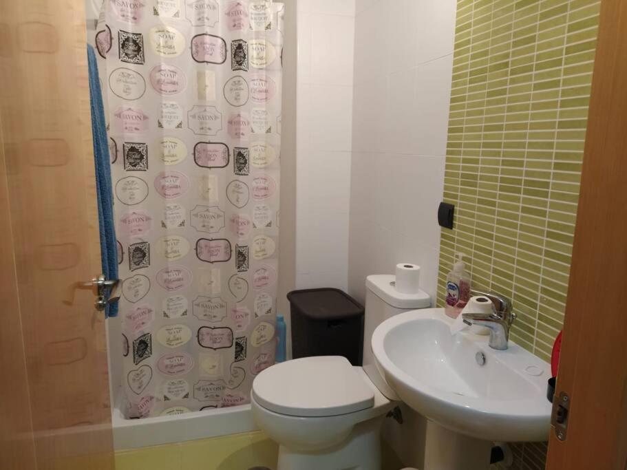 Bajo Puerta De Alcazaba Apartment Retamar  Bagian luar foto